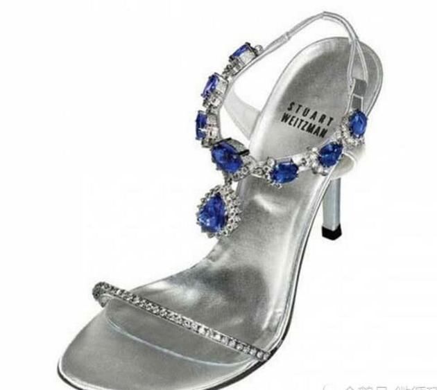 堪称全球最美的脚和最贵的鞋,你更喜欢哪一个