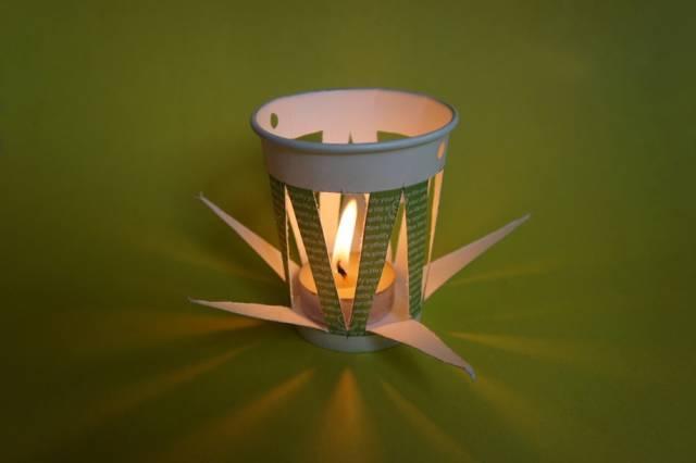 用一个纸杯教你做一盏精致小灯笼