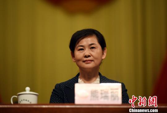 熊瑞丽当选昆明市政协主席(图\/简历)