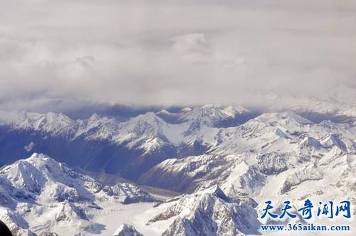 西藏上空惊现中国龙 中国不敢公开发现龙