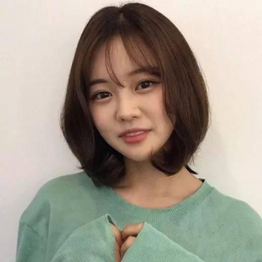 大圆脸适合什么发型?这些短发发型适合大圆脸