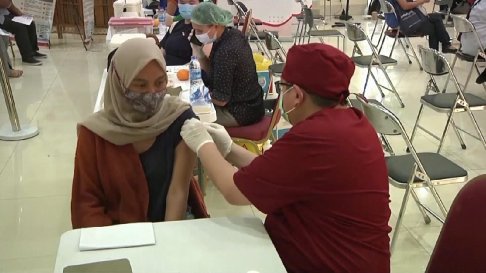 印尼累计新冠肺炎确诊病例超300万例