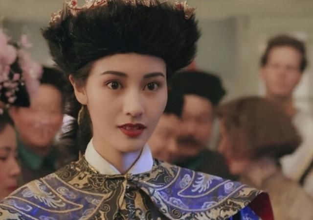 没见过颜值巅峰期的李嘉欣,你根本不明白什么