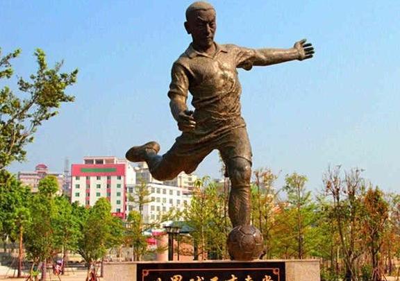 好消息!时隔五年再冲超,球王李惠堂故乡将拥有