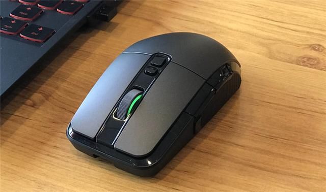 专业玩家的吃鸡神器,小米游戏鼠标简评