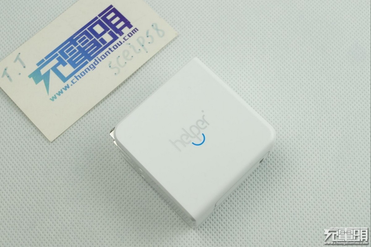 希柏 40W USB TYPE-C电源适配器拆解_北京时间