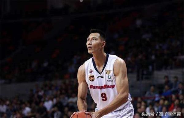 CBA的一人一城:杨鸣白菜价镇守辽宁,易建联拒