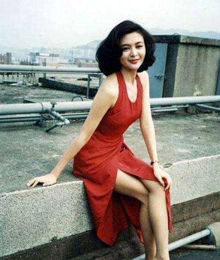 如何评价关之琳年轻时的长相?