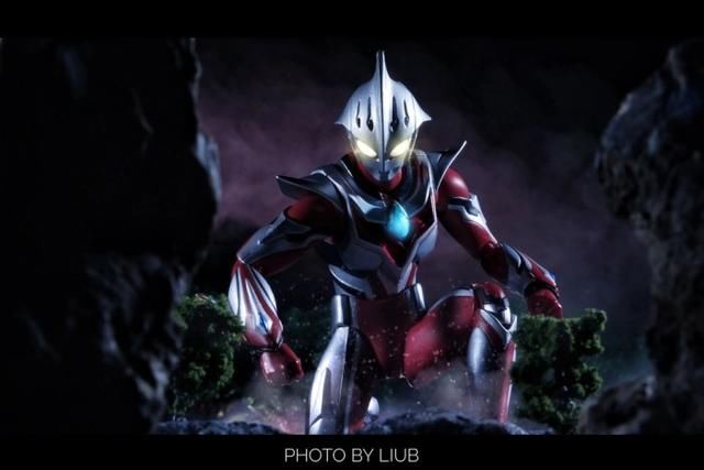 奈克瑟斯奥特曼,园谷用心拍出的神作,童年听到