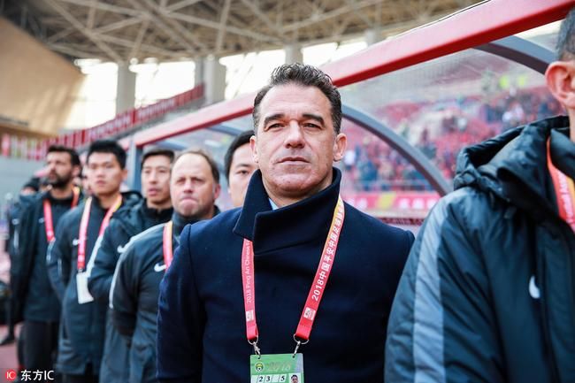 人和主帅:国内球员水平更关键 中国足球需要青训