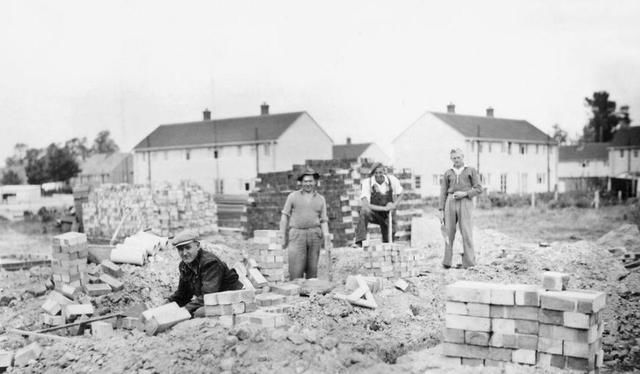 二战后的英国最佳首相是谁?非丘吉尔,而是这个