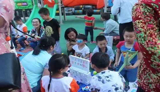 义字涓涓不壅 爱心终成江河