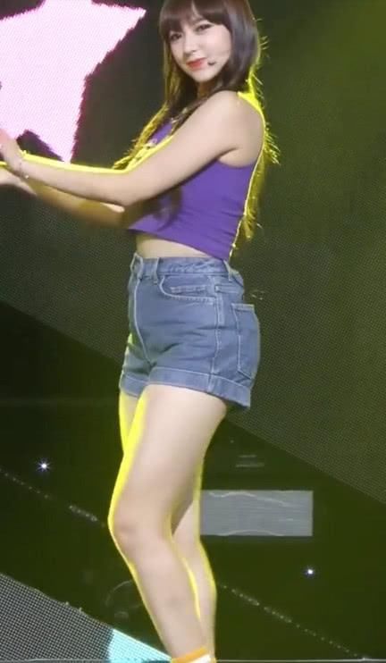 实拍小姐姐程潇跳舞的视角为什么被称为女神