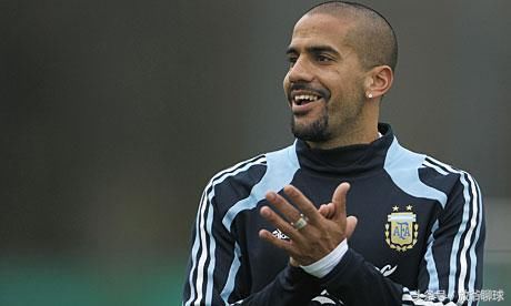 盘点足坛历史十大前腰排行榜:五人曾效力于AC