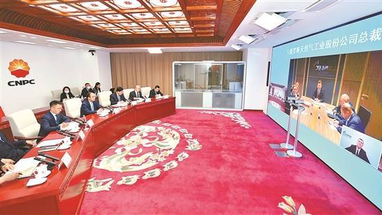 中国采购俄天然气将改用人民币和卢布支付 中国采购俄天然气将改用人民币和卢布支付