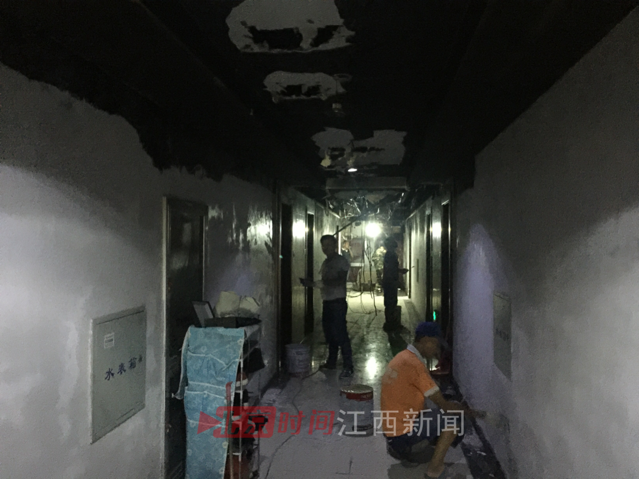 江西上饶:上海公馆公寓楼火灾 业主:死也要死在