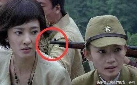 电视剧中最搞笑的穿帮镜头,唐嫣和胡歌接吻,能