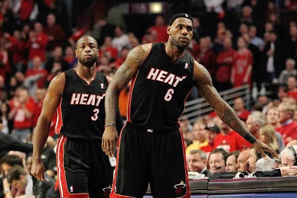 回顾经典:2011年热火VS公牛G1 詹韦大战罗斯