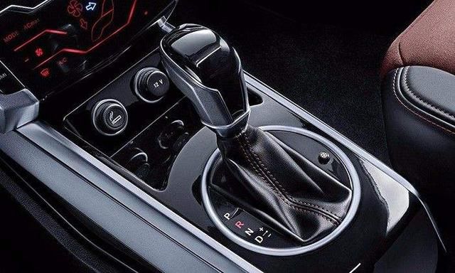 自动挡车,是先熄火再挂p挡好,还是先挂p挡再熄