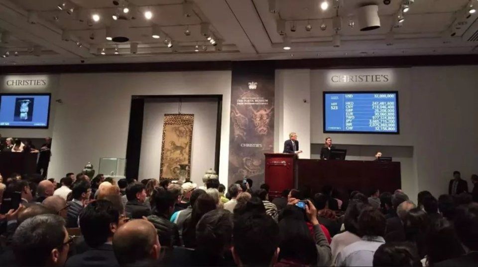 顶级艺术拍卖,谁主沉浮?