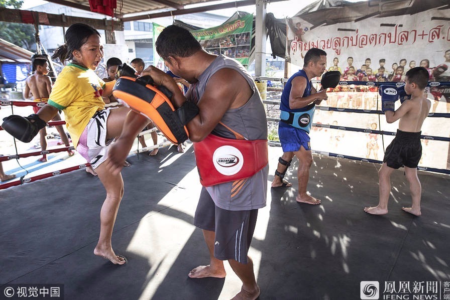农村儿童靠打泰拳脱贫