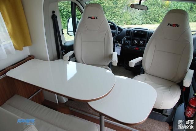 c本就能驾驶的进口湃力特房车-透露着深入骨髓的舒适和优雅