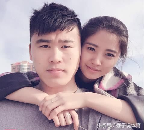 猛料!男篮国手被曝出轨 嫌弃女方家境抛弃私生