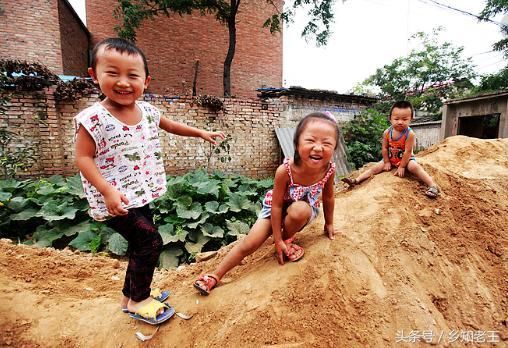 城里人不愿生,为何农村穷还要生二胎?看看大家