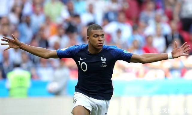 内马尔国家队进球直逼大罗贝利!世界杯一数据