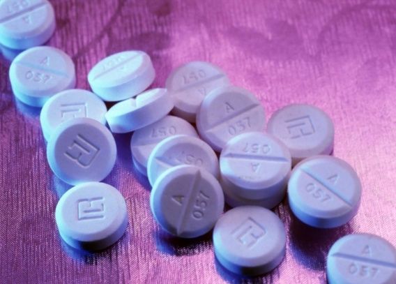 每天蜂蜜中加几勺它,女人用擦脸,三日祛斑,七日