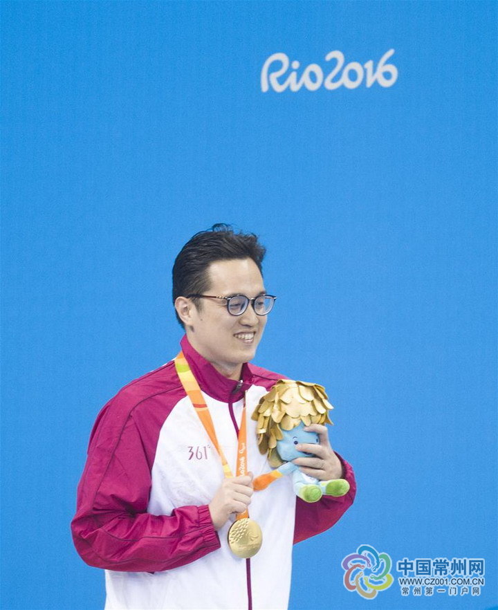 "泳者"周聪的后残奥冠军生活