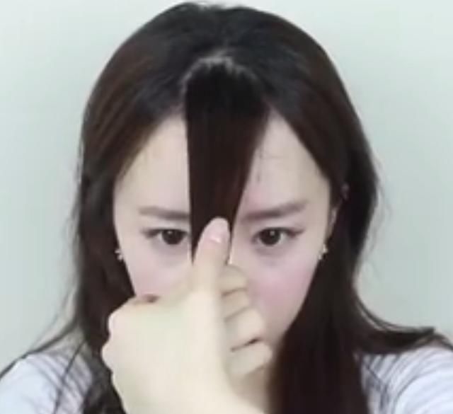 怎么剪刘海,小编手把手教会你!