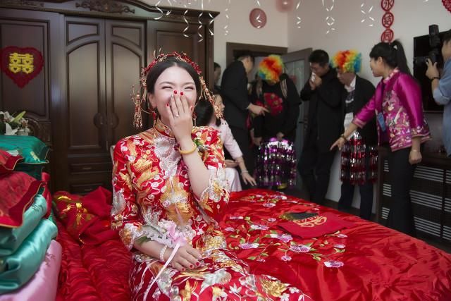 最新婚姻法:明年起,这4类人不能结婚,就是领证