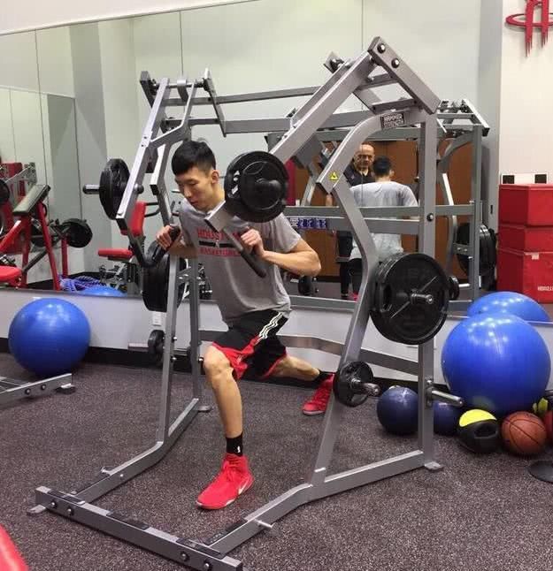 火箭官宣周琦复出,全明星投票第21位激励周琦