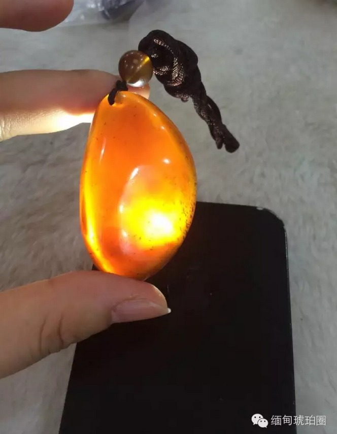 缅甸琥珀为什么好?哪里可以买到正宗的缅甸琥珀?