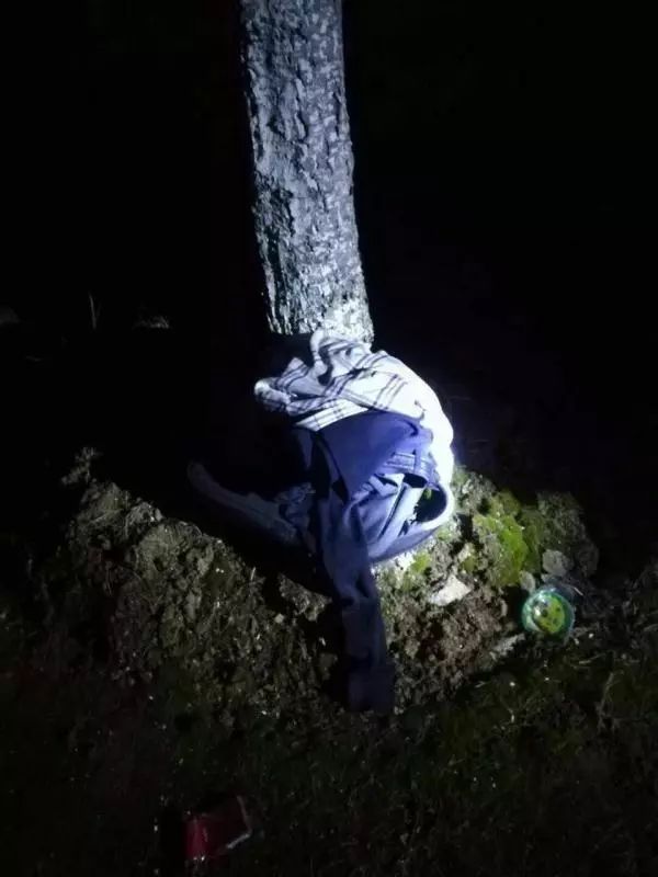 工程师裸露下体路边骚扰单身女!叫嚣:没穿裤子也犯法?