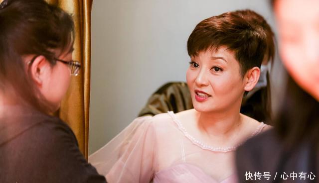 徐帆谈冯小刚出轨,崔永元都看不下去了