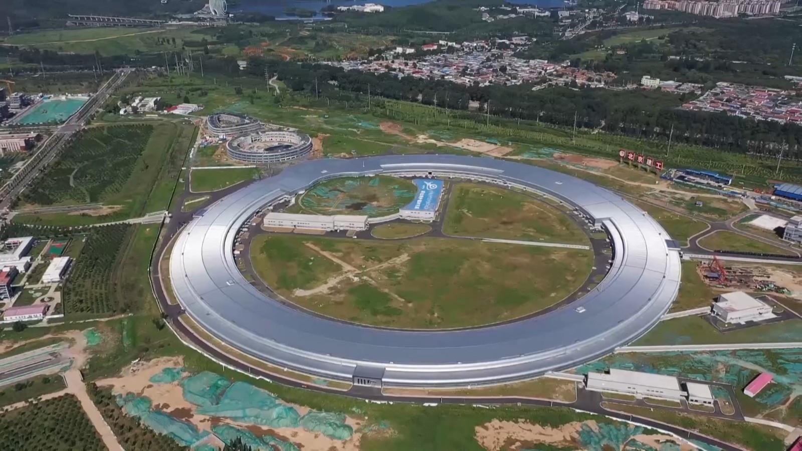 高能同步辐射光源储存环隧道设备安装正式启动 高能同步辐射光源储存环隧道设备安装正式启动