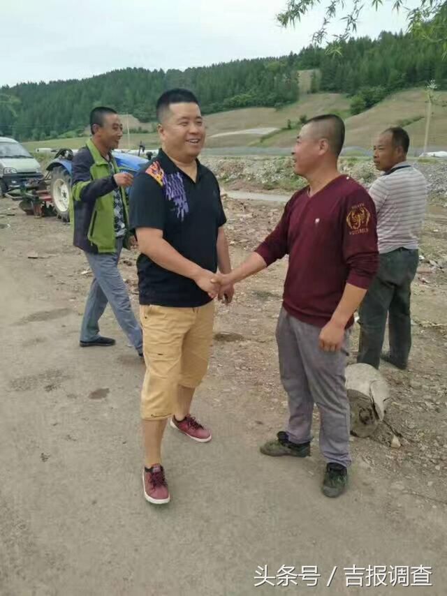 带领村民拔穷根儿吉林省万和光电集团董事长邹