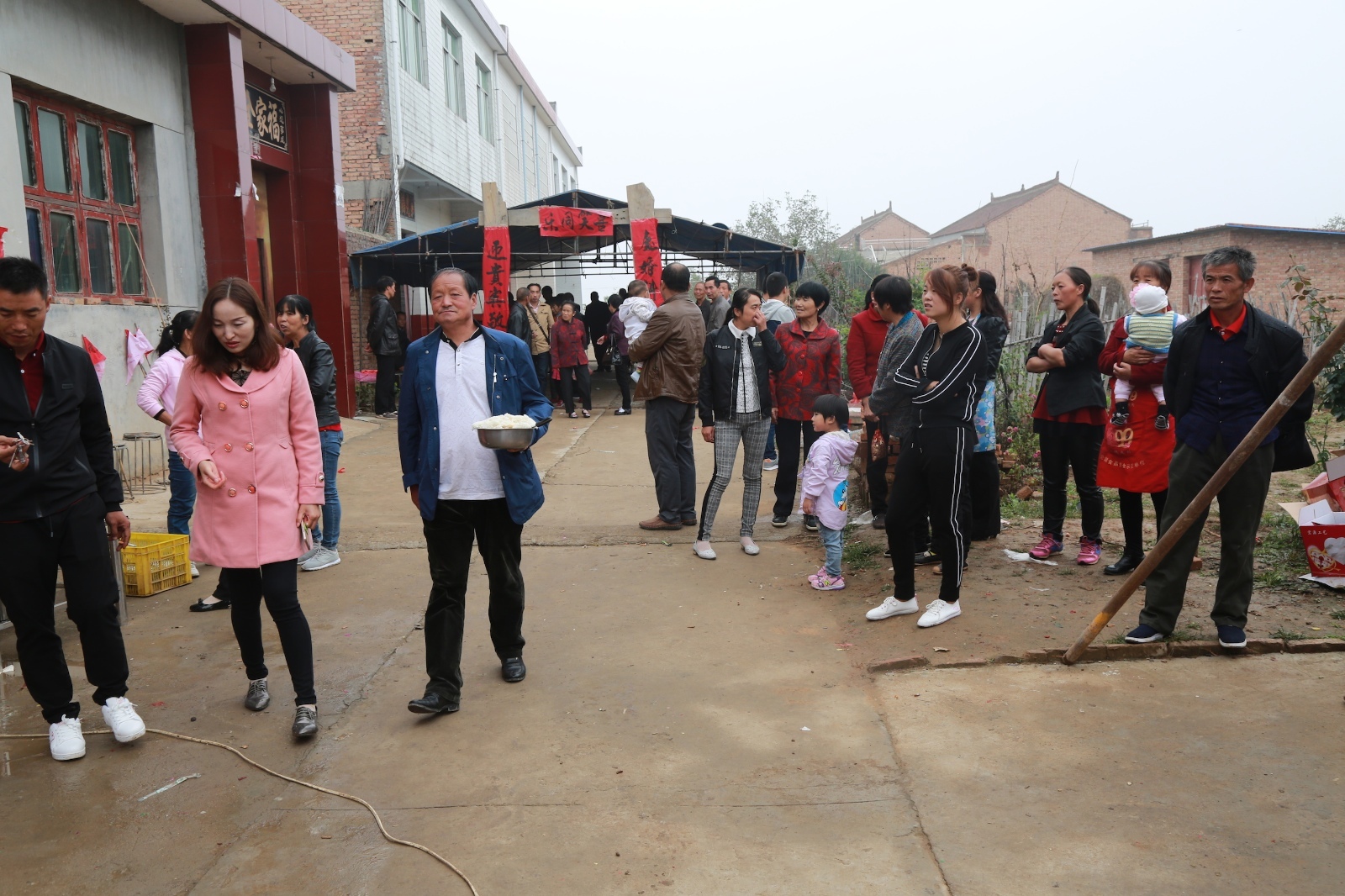 现代农村婚礼带来的思考