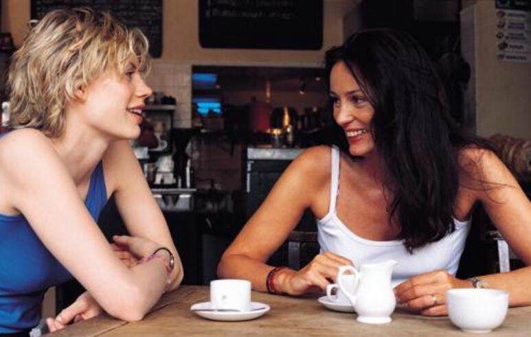 外国人问:中国实力有多强,20年能超过美国吗?