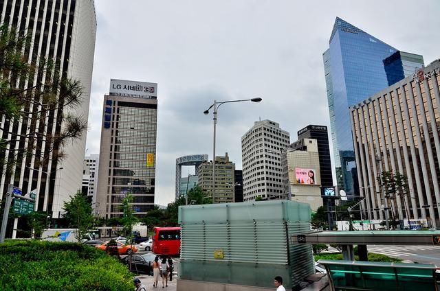 外国人问韩国真的比日本发达吗?韩国网民:韩国