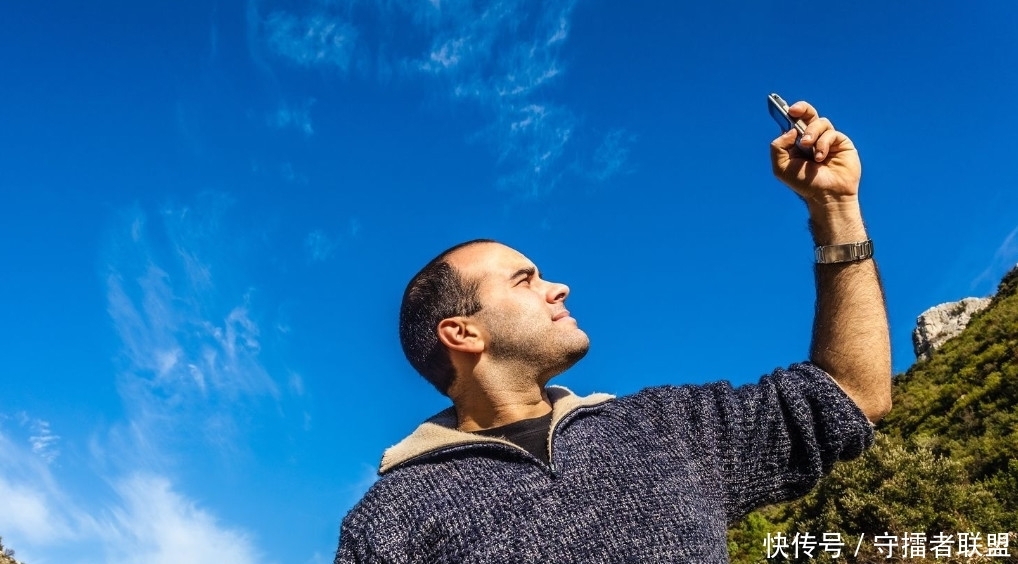 手机的4G信号总是突然消失,变成英文字母E,这