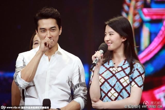 刘亦菲分手事件为何造成胡歌微博瘫痪?胡歌:我