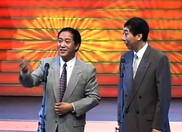 从冯巩牛群到奇志大兵,相声中子母哏的组合似