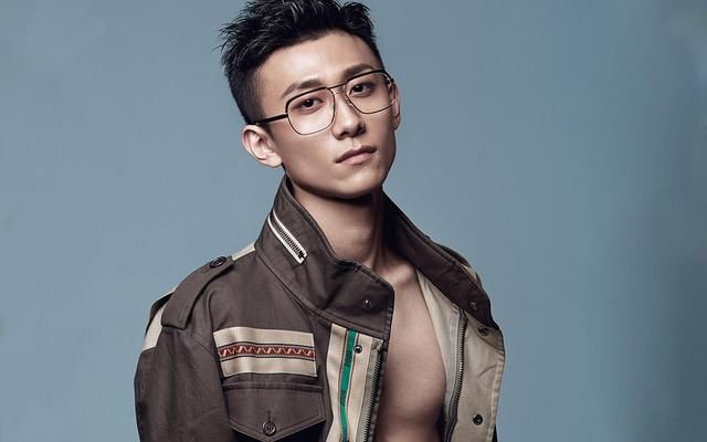 张一山相恋7年女友近照曝光,被亲切叫小名小