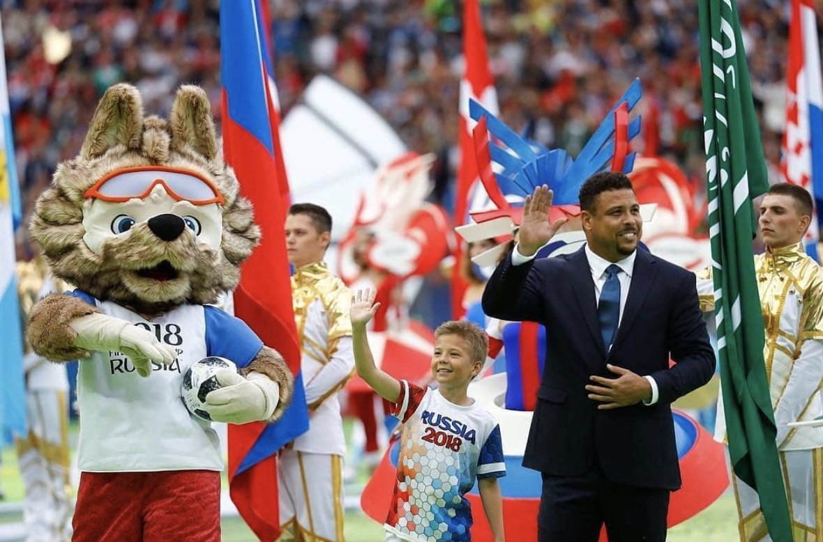 出席开幕式,被调侃?再胖,罗纳尔多也是真球迷