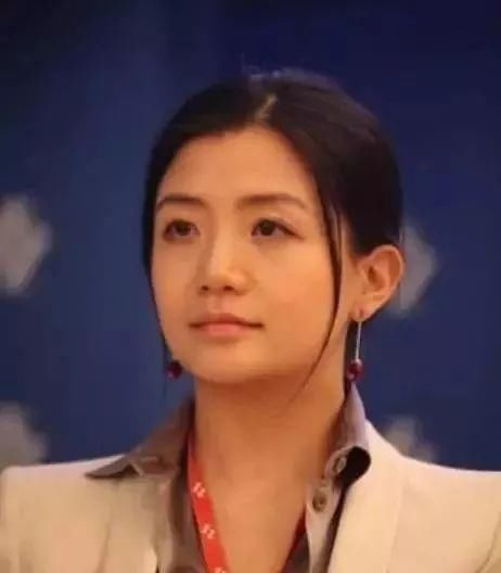李颖 她30岁身家上百亿,中国最美女富豪,马云曾