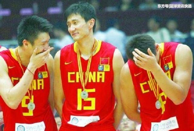 官宣!杜锋回归广东男篮担任主教练,下赛季带领