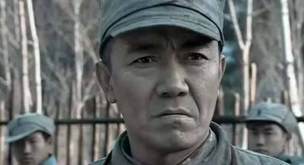 新版亮剑女演员剧照首曝光,网友:这世道没救了